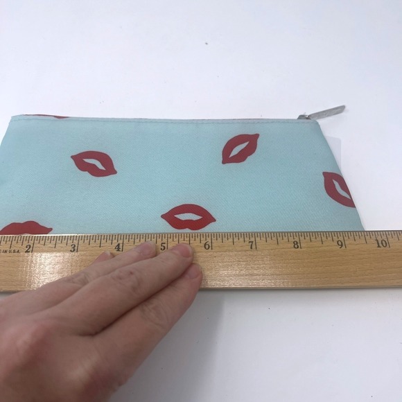 Kate Spade Collectors Lips Makeup Case & Red Lips Matching Lipstick black honey - Picture 15 of 16